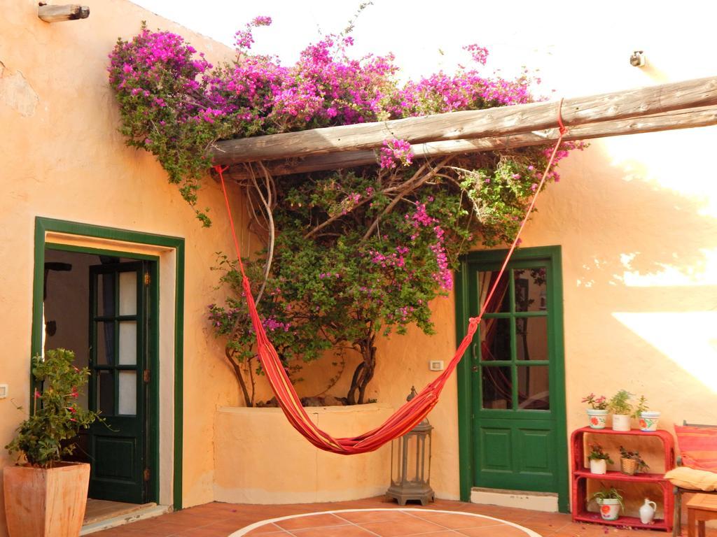 La Casa Caldera Casa de hóspedes Femés Exterior foto