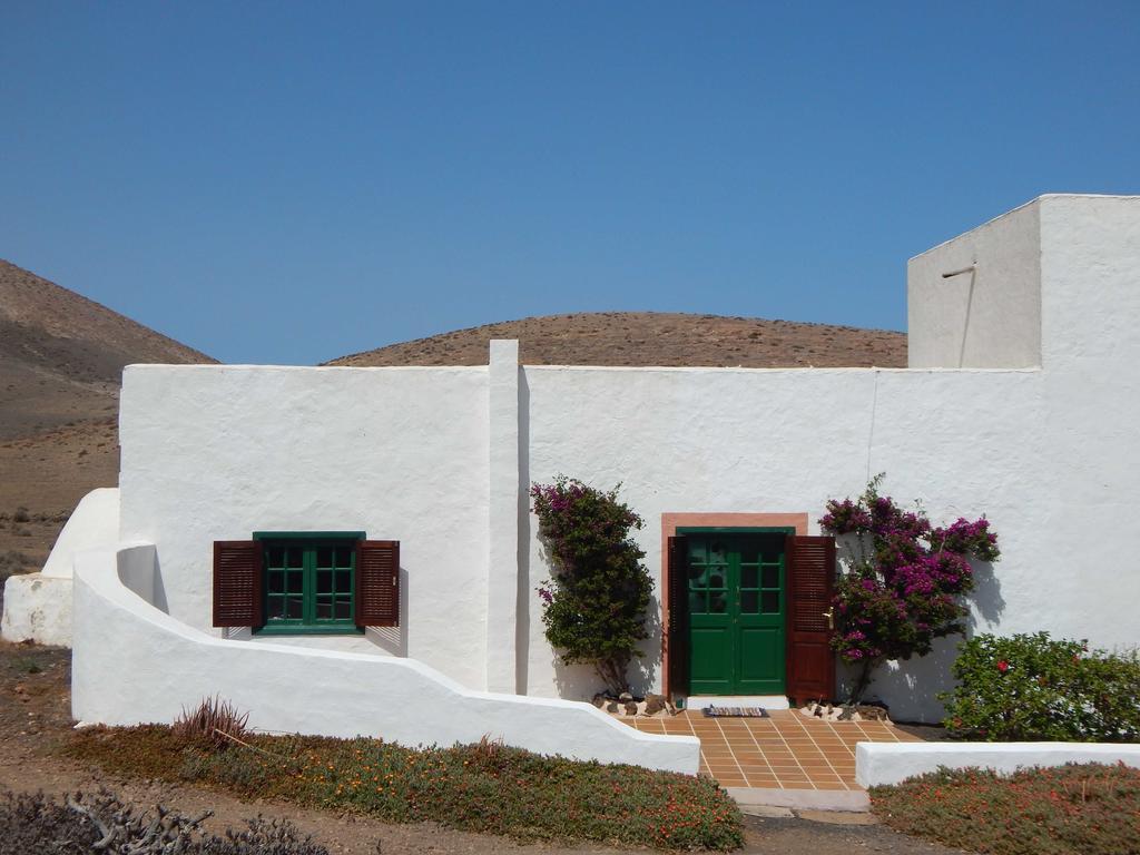 La Casa Caldera Casa de hóspedes Femés Exterior foto