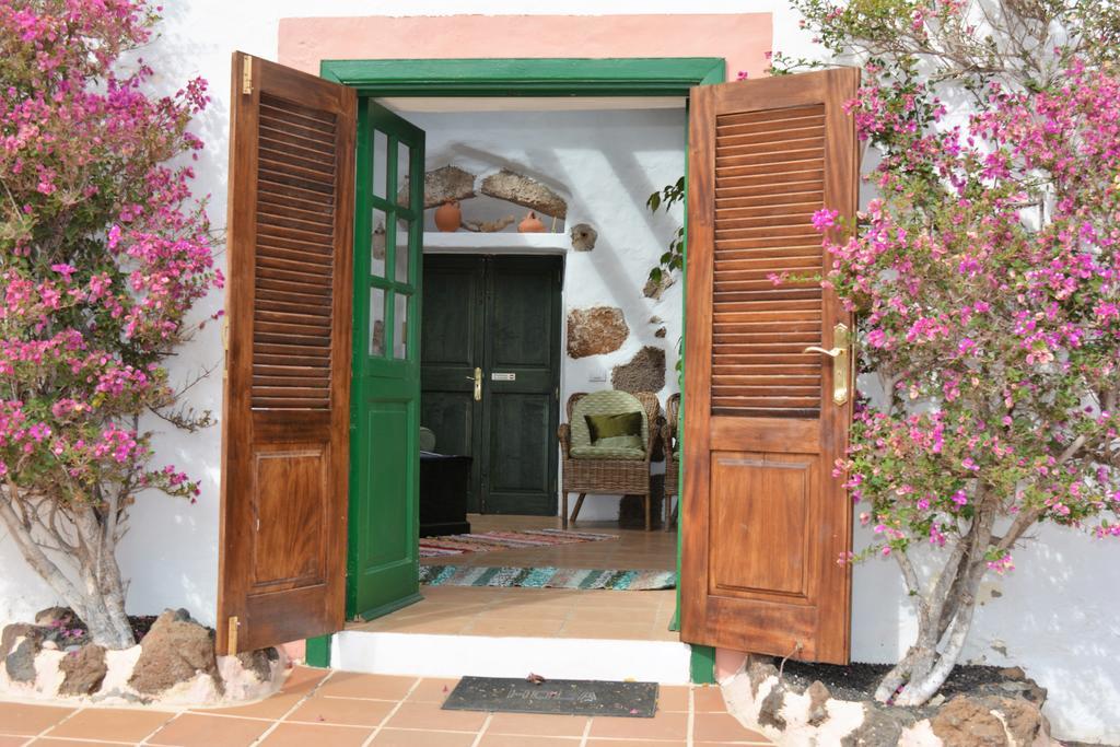 La Casa Caldera Casa de hóspedes Femés Exterior foto