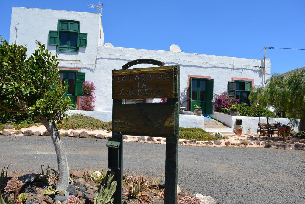 La Casa Caldera Casa de hóspedes Femés Exterior foto